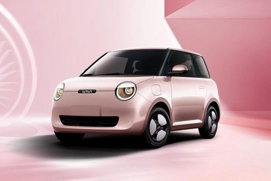 Piccole automobili elettriche della berlina dei veicoli elettrici 155KM New Energy di Changan Lumin