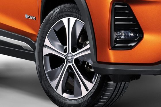 Colori forzi e 5 Seater di un incrocio 8 di Nissan Kicks 2023 disponibili, kickover Niro, silvicoltore, Vitara e Kadjar.,