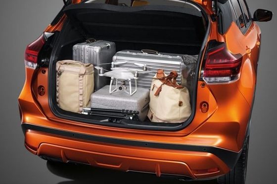 Colori forzi e 5 Seater di un incrocio 8 di Nissan Kicks 2023 disponibili, kickover Niro, silvicoltore, Vitara e Kadjar.,