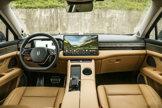 La ruota di AITO M5 4 guida la mano sinistra 210km/h delle automobili elettriche per gli adulti