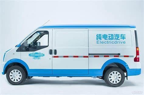 Consegna Van certificata CEE del carico di Ruichi Ec35 delle automobili elettriche della guida a destra 245Km