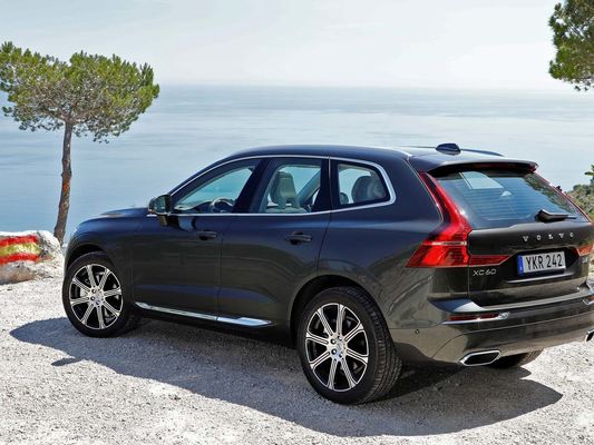 4 automobili elettriche medie 4WD 180Km/H Max Power 184KW Volvo XC60 B5 delle ruote