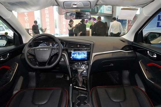 Dongfeng Nissan Venucia D60 EV automobile della guida a sinistra dell'interasse di 3000mm - di 2500mm