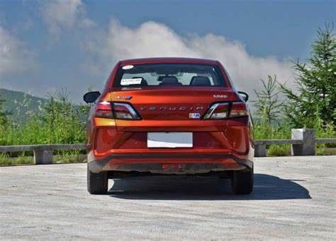 Dongfeng Nissan Venucia D60 EV automobile della guida a sinistra dell'interasse di 3000mm - di 2500mm