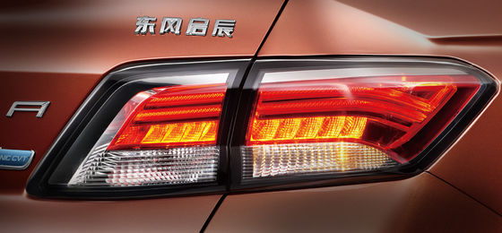 Dongfeng Nissan Venucia D60 EV automobile della guida a sinistra dell'interasse di 3000mm - di 2500mm