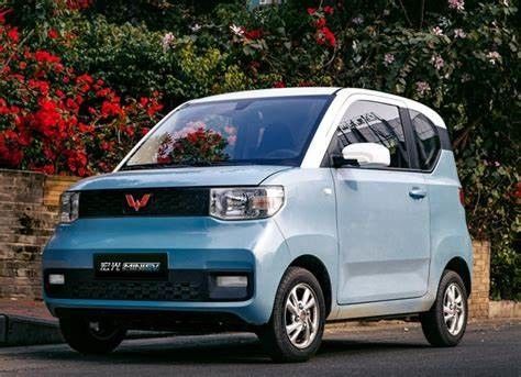 scatola 4 Seater Mini Car elettrico della porta 2 dei veicoli elettrici RWD 3 di Wuling della gamma di 120km