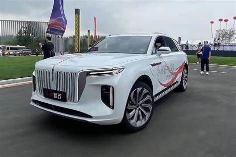 Vasta gamma di lusso di SUV Hongqi E-HS9 120kWh 660km delle automobili elettriche