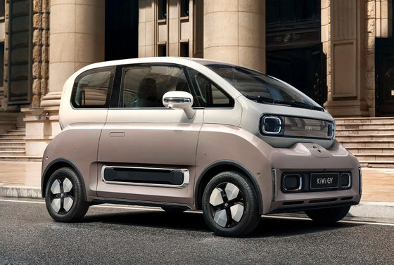 Piccole automobili elettriche adulte automatiche Baojun Kiwi High Speed New Energy 105km/h di SUV