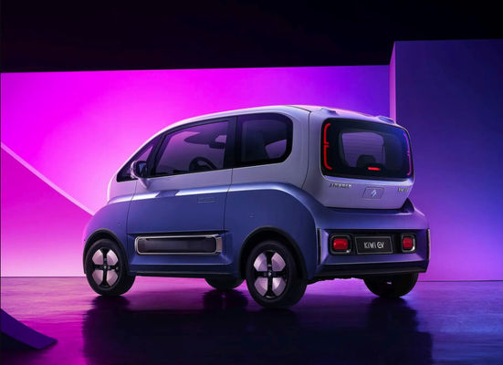 Piccole automobili elettriche adulte automatiche Baojun Kiwi High Speed New Energy 105km/h di SUV