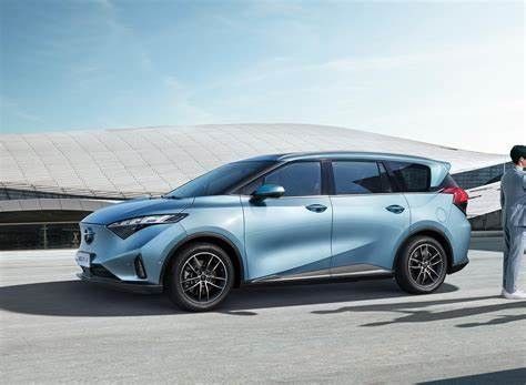 Gamma delle prestazioni elettrica 500km dell'automobile MPV del passeggero dei sedili di Haima 7X-E 7 alta