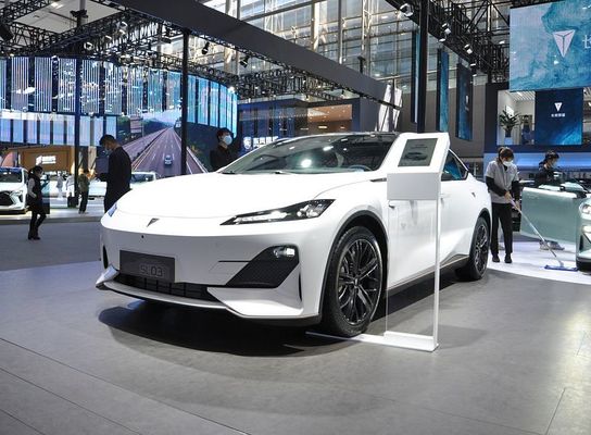 Automobili elettriche automatiche di rendimento elevato di Changan Sl03 cinque sedili della porta cinque a quattro ruote