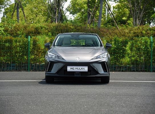 Automobilistico elettrico di lusso elettrico medio delle automobili 425km di MG MULAN nuovo