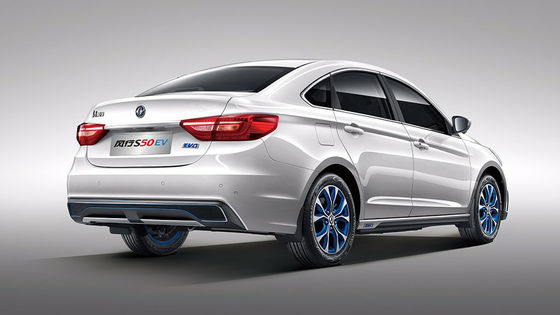 automobile NEDC 415km della berlina del veicolo elettrico EV S50 di 150km/h Dongfeng