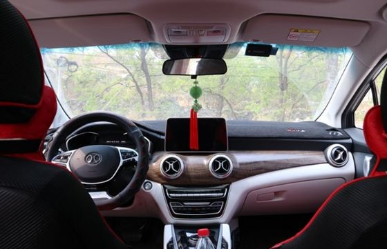 La seconda mano elettrica Pechino EU5 di BAIC SUV più R600 ha utilizzato le automobili della guida a sinistra