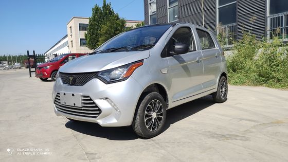 5 posti 4 porte RHD Electric Car 2023 New Energy Car Blaval Different Range disponibile