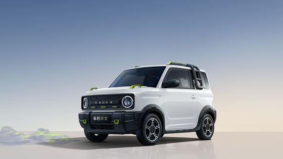 2023 Mini Electric Car Mini Chinese EV Con Una Faccia Bronco A Geely Panda Knight 200 km di autonomia