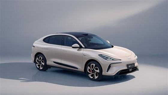 Zhiji LS6 Potenza massima di 575 kW Tutte le auto elettriche con velocità massima di 252 kmh Veicolo sportivo elettrico