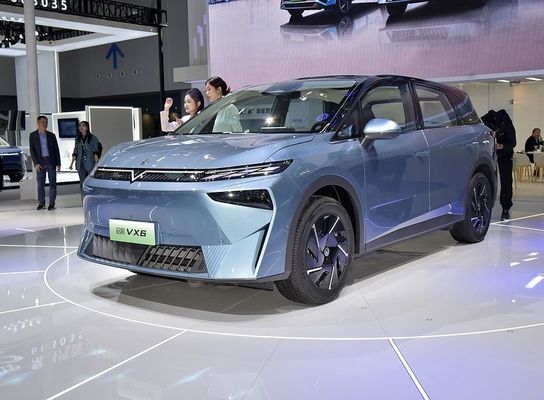 Venucia VX6 SUV completamente elettrico con batteria Luban auto-sviluppata A gamma di 520 km Max velocità 165 km/h