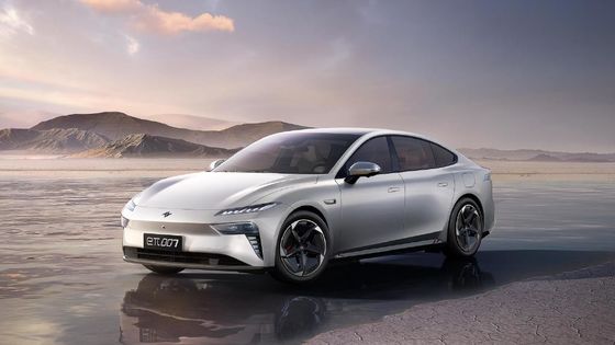 Dongfeng Eπ 007 con 1200 km di autonomia e porta da forbice velocità massima 165 km/h 5 porte