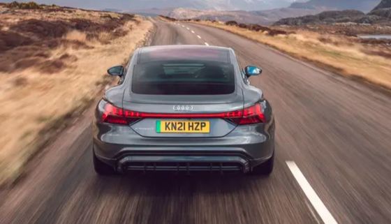 2023 Audi e-Tron GT L'ultima auto elettrica a quattro porte con 673 CV 480 km CLTC e 93.4kwh di capacità della batteria