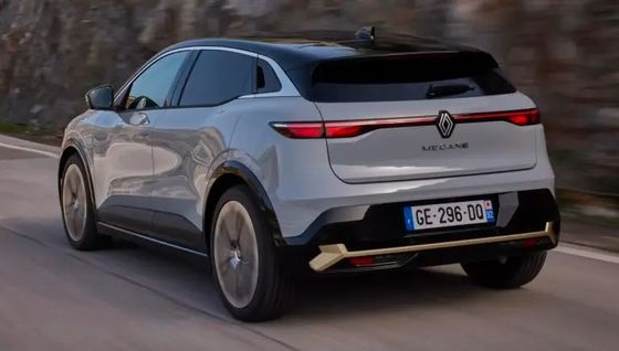 Test di guida a lungo termine su batteria Renault Megane E-Tech di capacità 40/60kWh, con una autonomia di circa 158/208 miglia