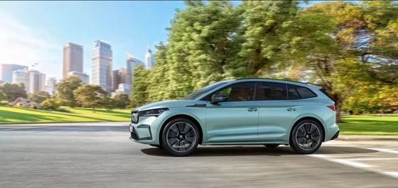 abbastanza confortevole da guidare&commendably veloce a Skoda Enyaq iv80 82kWh batteria singolo motore,auto elettrica a trazione posteriore