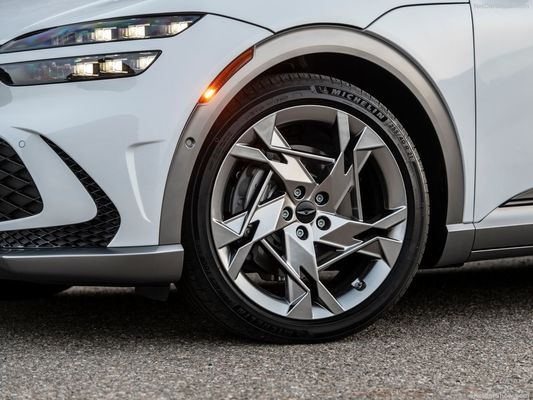 Genesis GV60 Upmarket All Electric Family Car con batteria da 76,4kwh 350Nm Of Torque Boost & Drift Modello