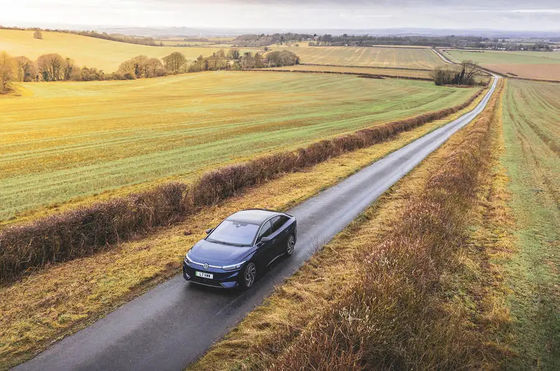 Volkswagen ID 7 Nuovo veicolo di ingegneria con 155max velocità 204 PS potenza