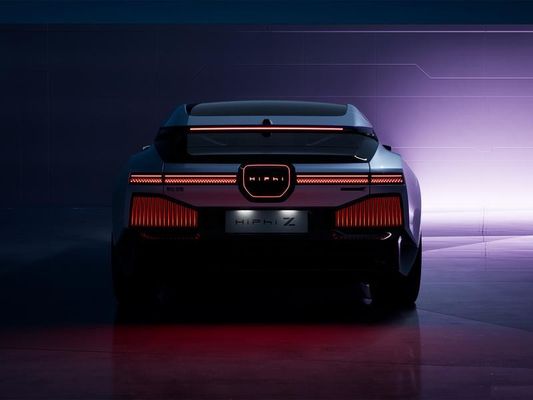 2023 Pure Electric Sedan Hiphi Z 4WD Electric Car con autonomia di 705 km