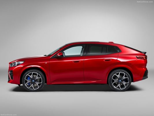 Hot Sale Auto elettrica a lungo raggio 2024 per BMW IX2 449Km High Speed Auto auto a nuova energia