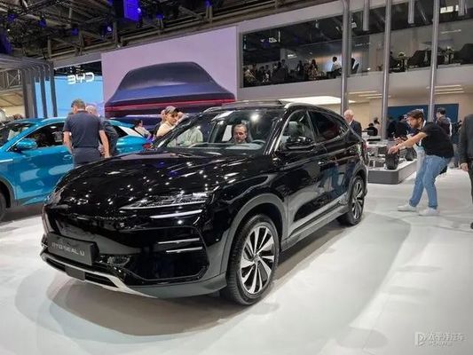 2023 BYD Seal U Long Range Rear Drive Edition 5 posti a sinistra Girando veicoli elettrici