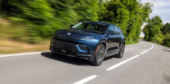 caratteristico SUV elettrico desiderabile della famiglia Fisker Ocean SUV elettrico con potenza di 556 CV/737 Nm