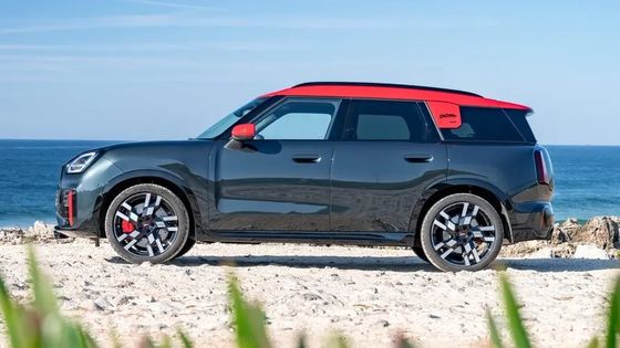 2024 Auto elettrica pura Mini Cooper Countryman E SUV di famiglia con forma a scatola 462km di autonomia con 150km di potenza del motore