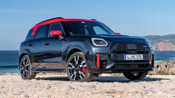 2024 Auto elettrica pura Mini Cooper Countryman E SUV di famiglia con forma a scatola 462km di autonomia con 150km di potenza del motore