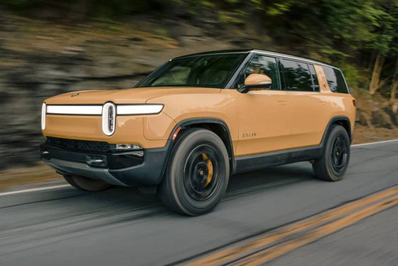 2023 RIVIAN R1S 800P.S Quattro motori 660km di autonomia 7 posti SUV con propulsione elettrica