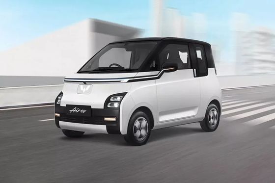Nuove mini auto elettriche Wuling Air ev RHD Air EV viene fornito con motore elettrico da 30/50 kW 200/300km RANGES