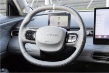 Nuove Pure EV Car Dongfeng Nammi 01 Hatchback EV E impressionante autonomia E batteria a stato solido