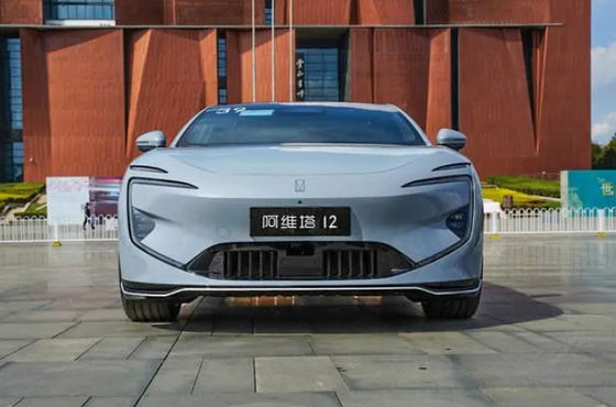 Veicolo elettrico puro AVATR 12 Auto elettrica con autonomia di 700 km