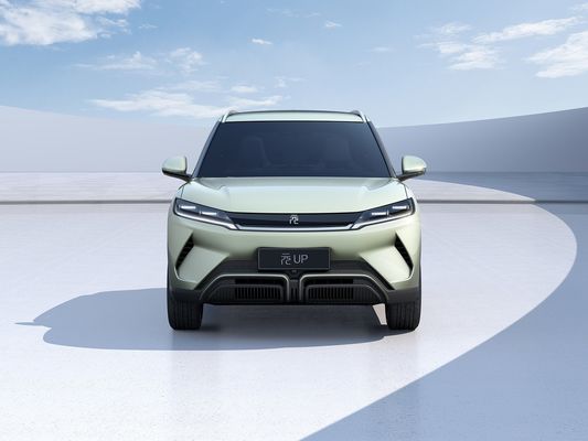 2024 Veicolo elettrico puro BYD Yuan UP SUV elettrico con autonomia di 401 km