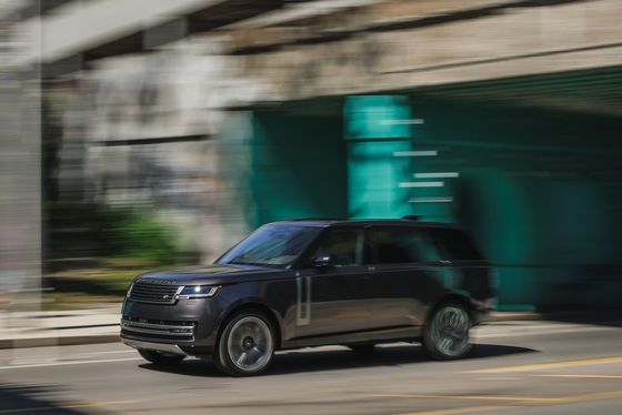 Potente auto elettrica ambientale Range Over P550e Strong hybrid powertrain w Strong hybrid powertrain velocità 242km/h