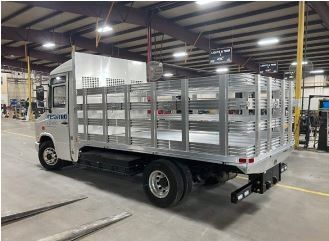 Il camion PURE ideale per le varie esigenze e risolvere la logistica last mile e servizi professionali con una gamma di 84 miglia