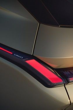 Link&Co 08 nuova vettura energetica SUV medio con lunghezza di percorrenza 120 km PHEV 190 velocità massima