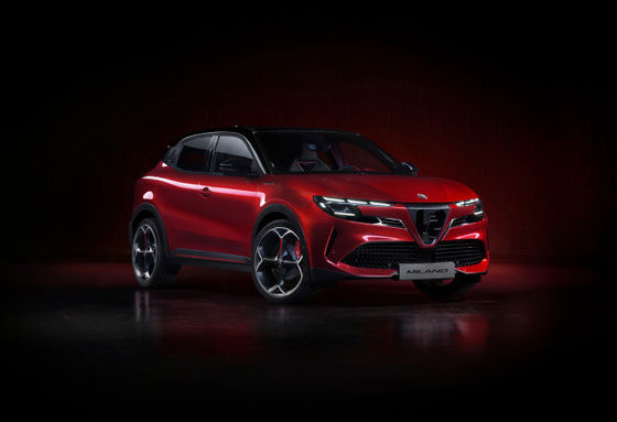 Prevendita La più sportiva auto compatta Alfa Romeo Prima EV Milano Con 2 opzioni di trasmissione 156ph&240ph WLTC 240miles