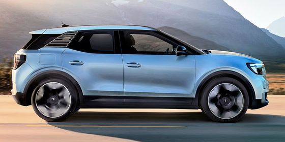 Crossover elettrico puro Ford Explorer con WLTP 380km di autonomia 9sec Accelerazione 0-100km/h