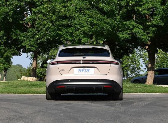 Veicoli a nuova energia in magazzino con colori sufficienti 2024 Nio ET5T Weilai Veicoli elettrici 75kwh 200km/h auto ad alta velocità