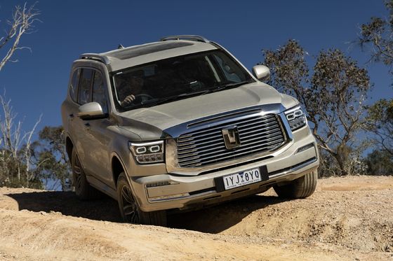 Nuova auto energetica 2023 TANK 500 PHEV AWD Trazione 180km/h velocità massima con 6,9sec 0-100accelerazione