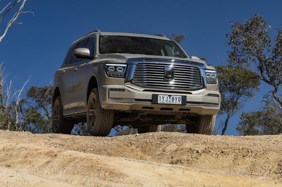 Nuova auto energetica 2023 TANK 500 PHEV AWD Trazione 180km/h velocità massima con 6,9sec 0-100accelerazione