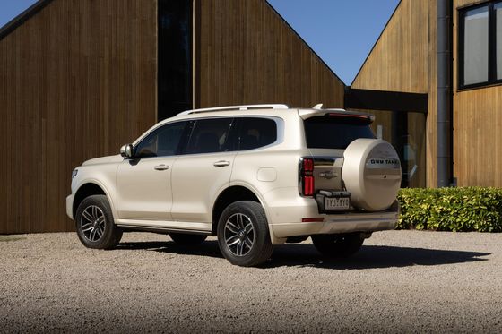 Nuova auto energetica 2023 TANK 500 PHEV AWD Trazione 180km/h velocità massima con 6,9sec 0-100accelerazione