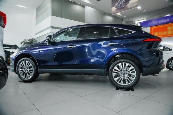FAW Toyota Harrier Plug In Hybrid Electric SUV Con 1000 km di autonomia
