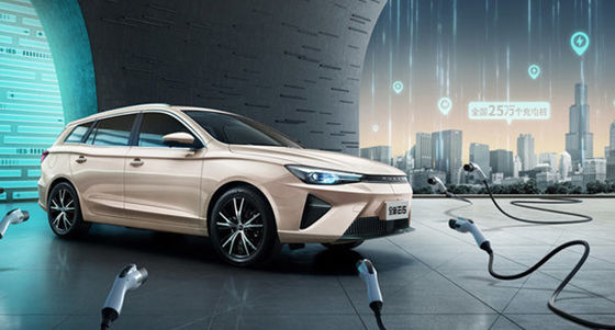 NEDC501Km Autonomia Roewe Ei5 MPV Veicoli elettrici puri Velocità massima 185km/h 8,3sec 0-100km/h Accelerazione